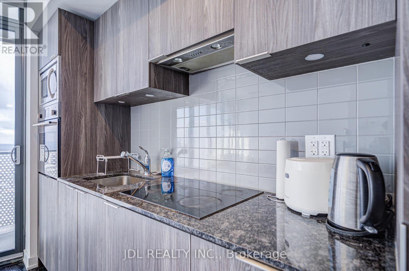4612 - 11 Wellesley Street W, Toronto, Ontario  M4Y 0G4 - Photo 20 - C11904739