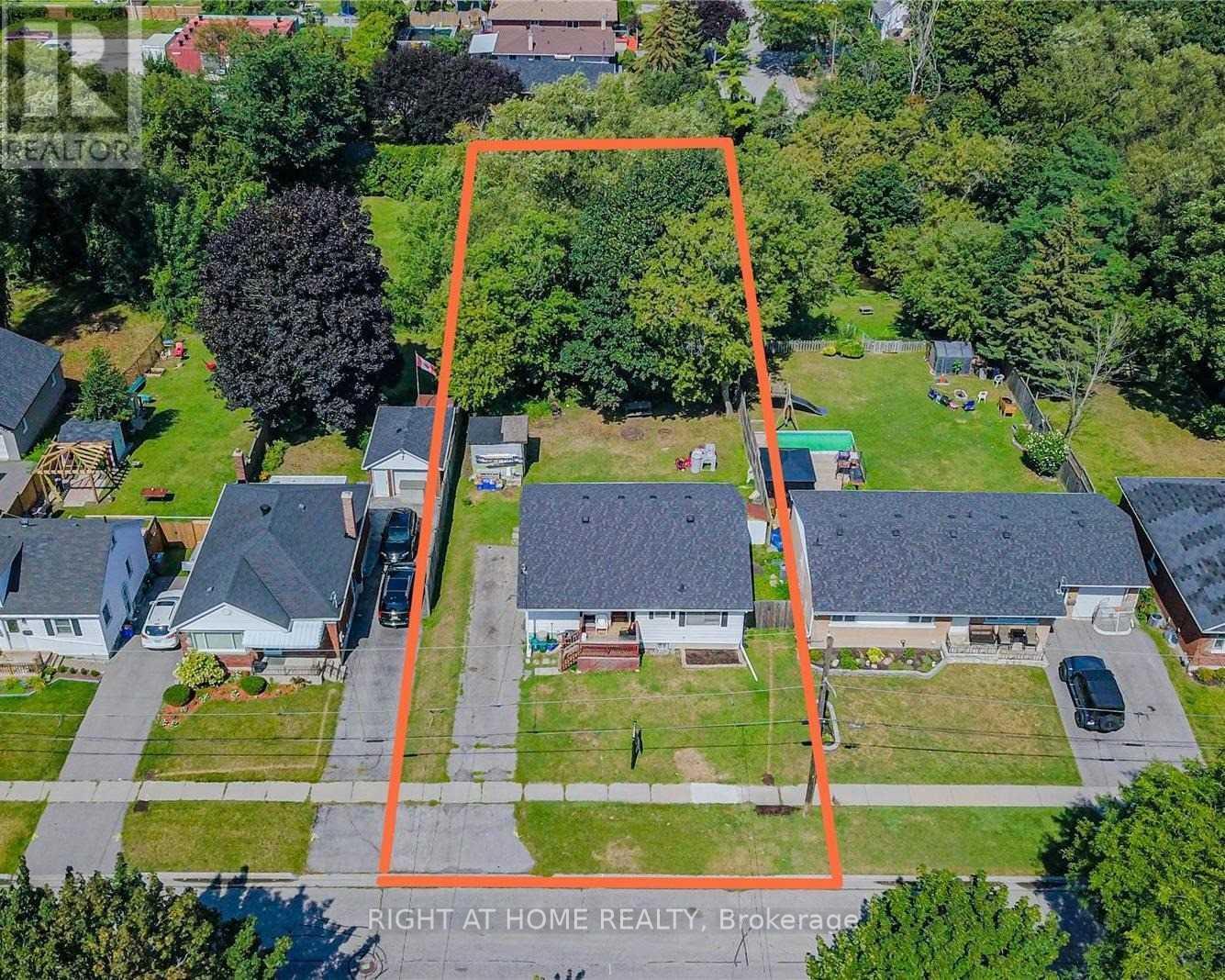 Property at 228 GREENWOOD AVENUE image 2