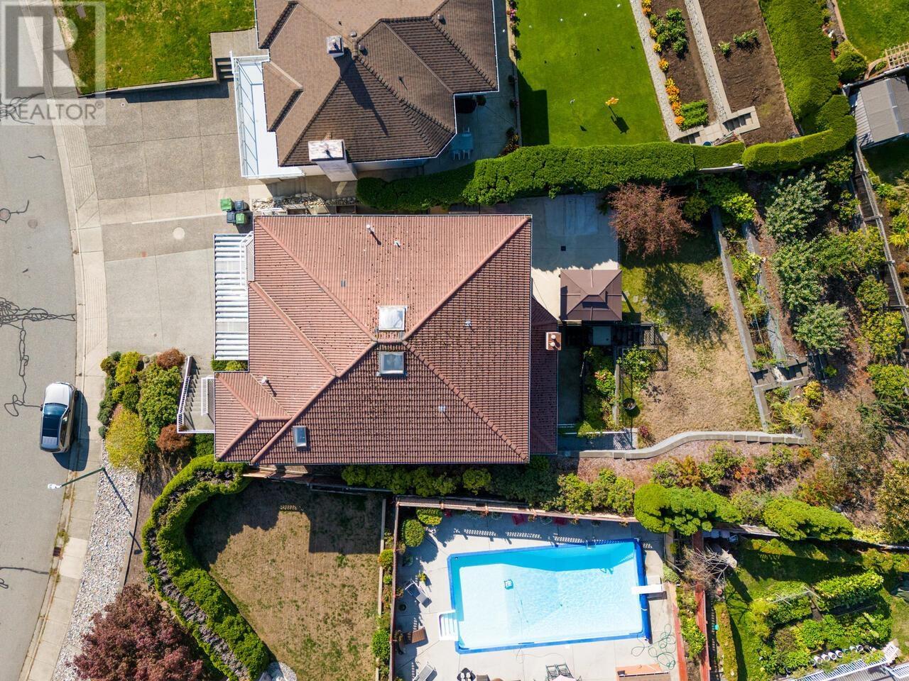 2276 Sicamous Avenue, Coquitlam, British Columbia  V3K 6P5 - Photo 37 - R2951892