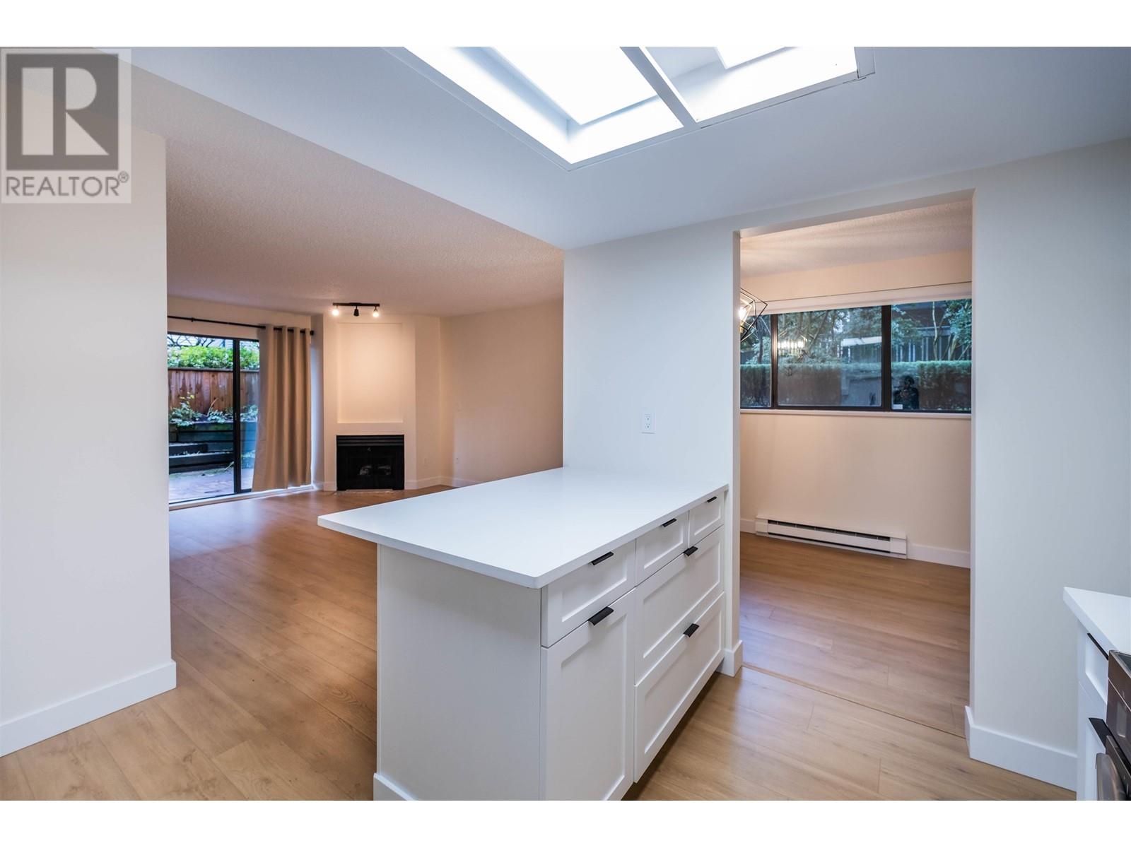 104 2925 Glen Drive, Coquitlam, British Columbia V3B 7H9 - Photo 8 - R2951185