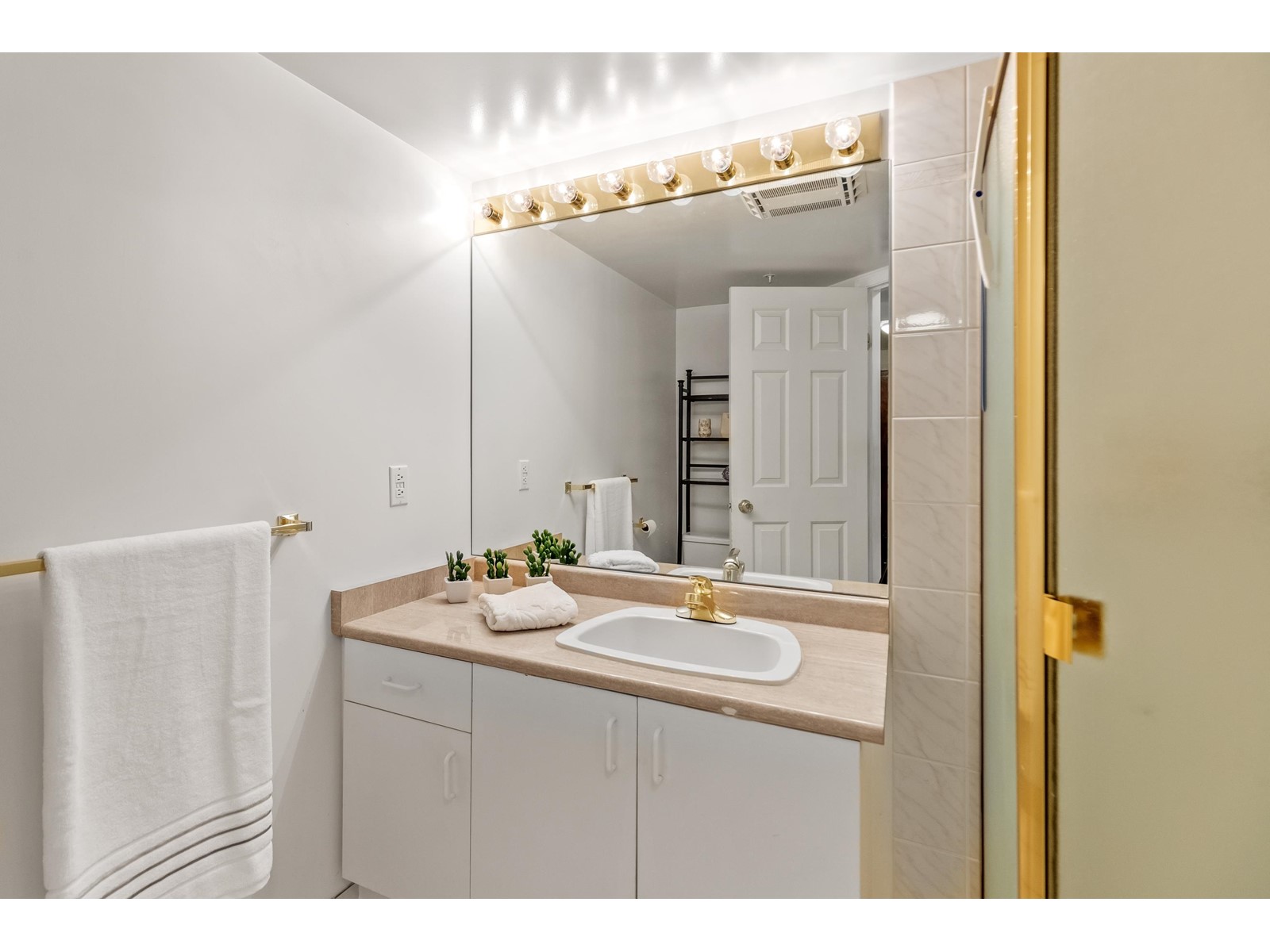 1407 10082 148 Street, Surrey, British Columbia  V3R 0S3 - Photo 19 - R2952024