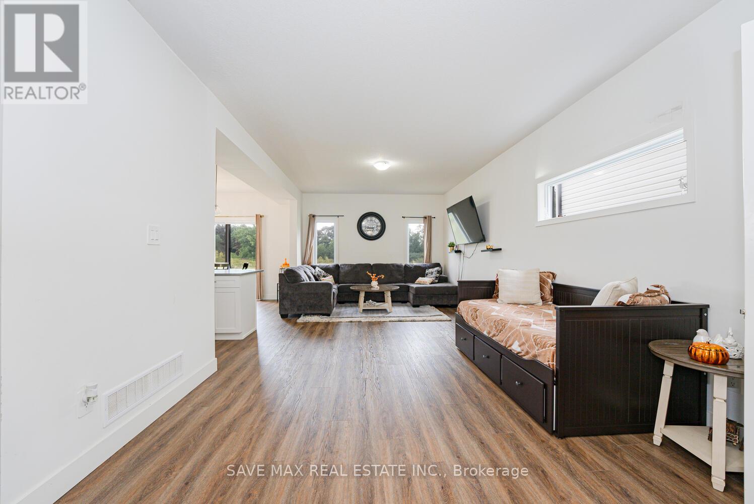 Property at 1427 TWILITE BOULEVARD image 5