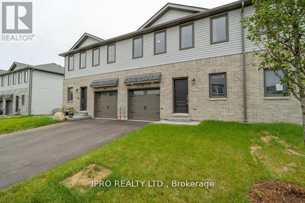 Property at 44 CAMPBELL CRESCENT image 2