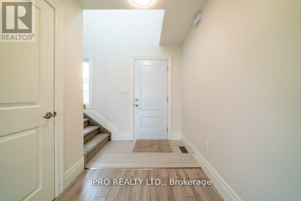 Property at 44 CAMPBELL CRESCENT image 5
