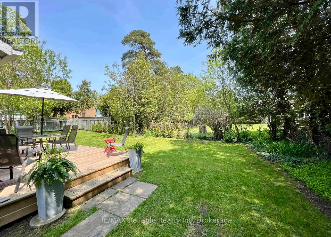 20 Tuyll Street, Bluewater, Ontario  N0M 1G0 - Photo 3 - X11902048