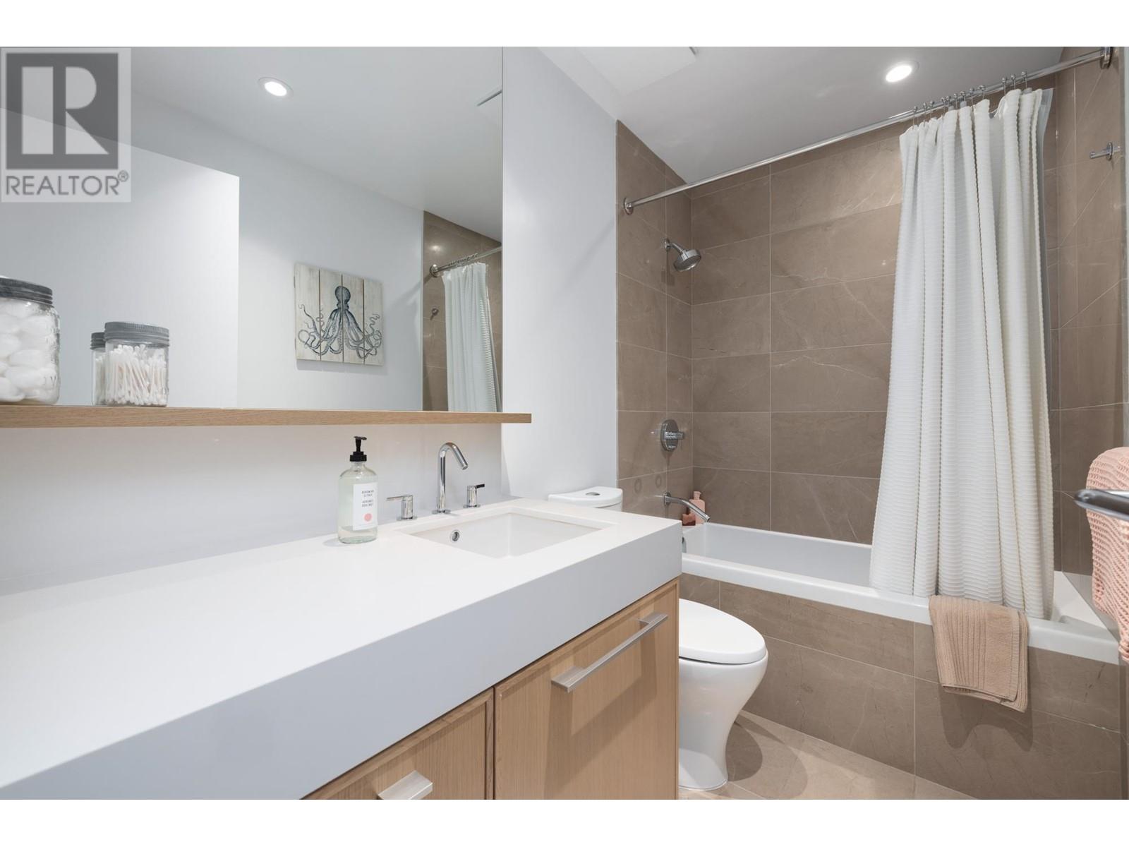 208 1055 Ridgewood Drive, North Vancouver, British Columbia  V7R 0A6 - Photo 30 - R2951963