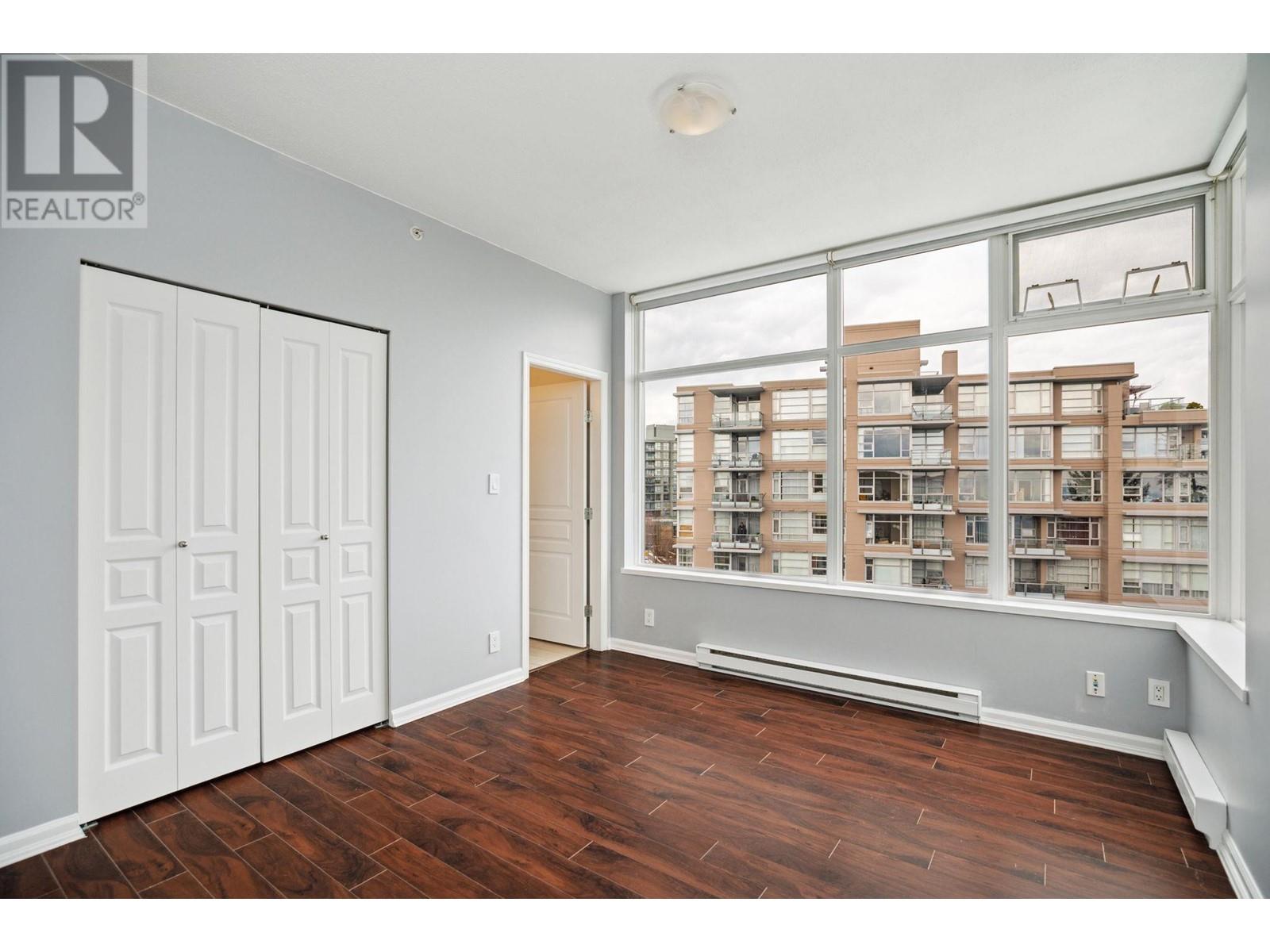 Listing Picture 13 of 38 : 904 9288 UNIVERSITY CRESCENT, Burnaby / 本拿比 - 魯藝地產 Yvonne Lu Group - MLS Medallion Club Member