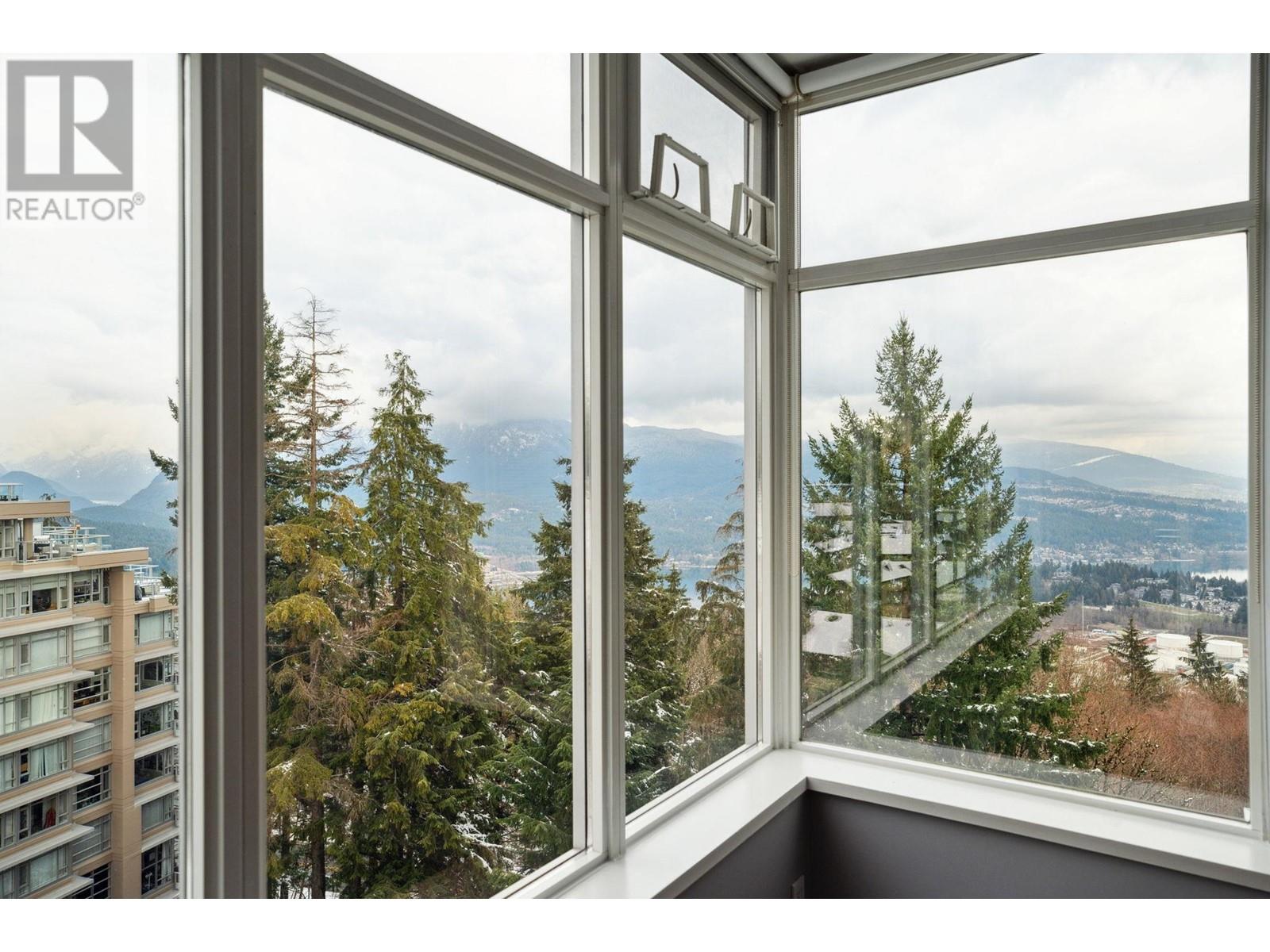 Listing Picture 15 of 38 : 904 9288 UNIVERSITY CRESCENT, Burnaby / 本拿比 - 魯藝地產 Yvonne Lu Group - MLS Medallion Club Member