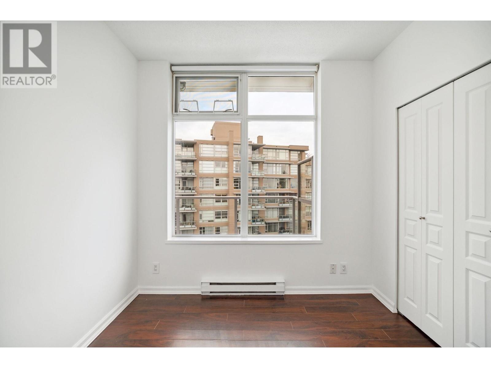 Listing Picture 19 of 38 : 904 9288 UNIVERSITY CRESCENT, Burnaby / 本拿比 - 魯藝地產 Yvonne Lu Group - MLS Medallion Club Member