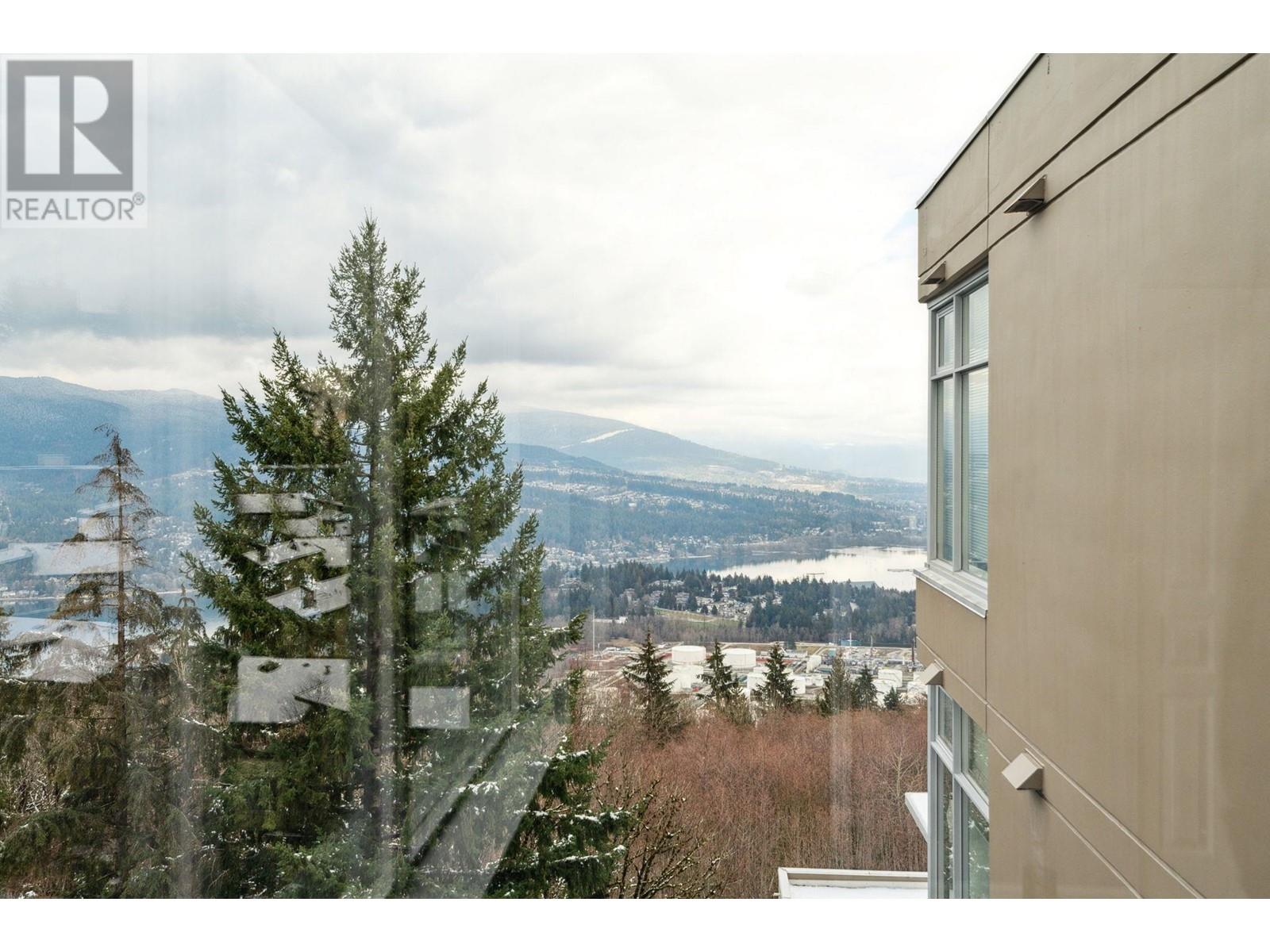 Listing Picture 26 of 38 : 904 9288 UNIVERSITY CRESCENT, Burnaby / 本拿比 - 魯藝地產 Yvonne Lu Group - MLS Medallion Club Member