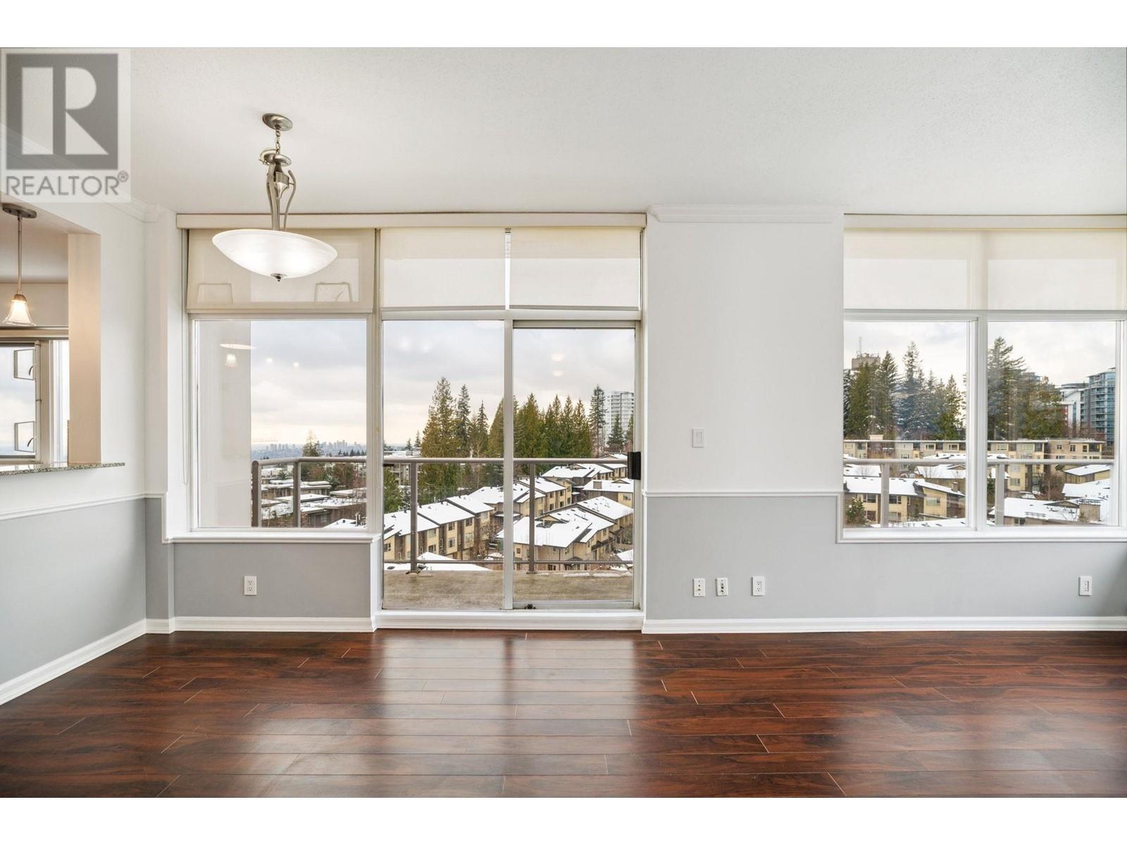 Listing Picture 7 of 38 : 904 9288 UNIVERSITY CRESCENT, Burnaby / 本拿比 - 魯藝地產 Yvonne Lu Group - MLS Medallion Club Member