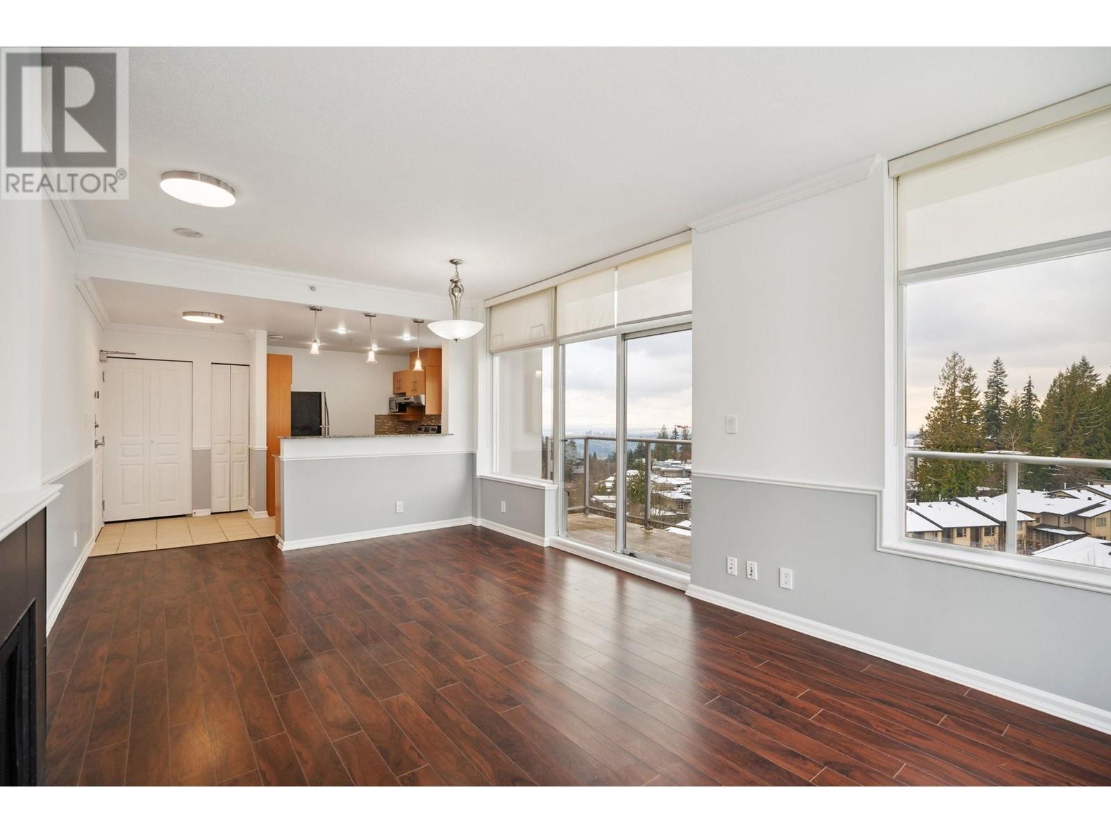 Listing Picture 8 of 38 : 904 9288 UNIVERSITY CRESCENT, Burnaby / 本拿比 - 魯藝地產 Yvonne Lu Group - MLS Medallion Club Member