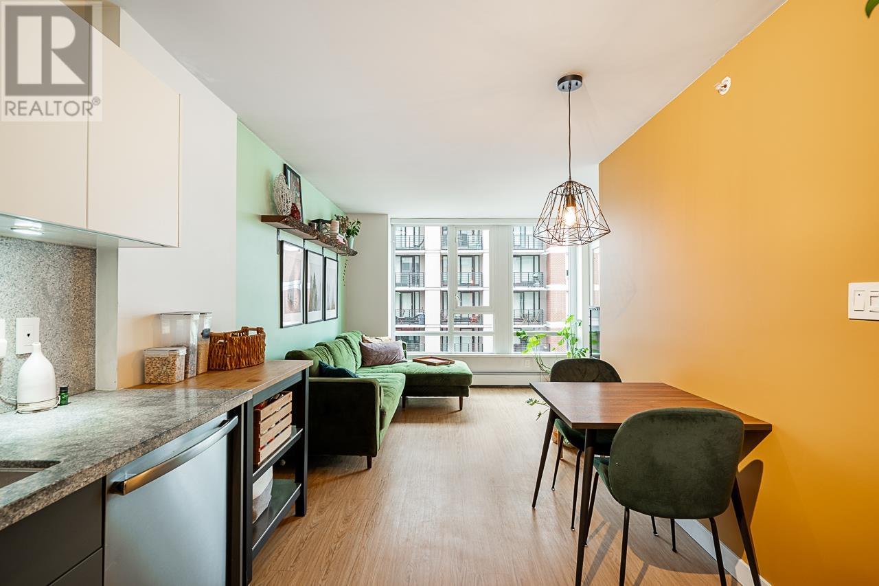 Listing Picture 6 of 30 : 606 188 KEEFER STREET, Vancouver / 溫哥華 - 魯藝地產 Yvonne Lu Group - MLS Medallion Club Member