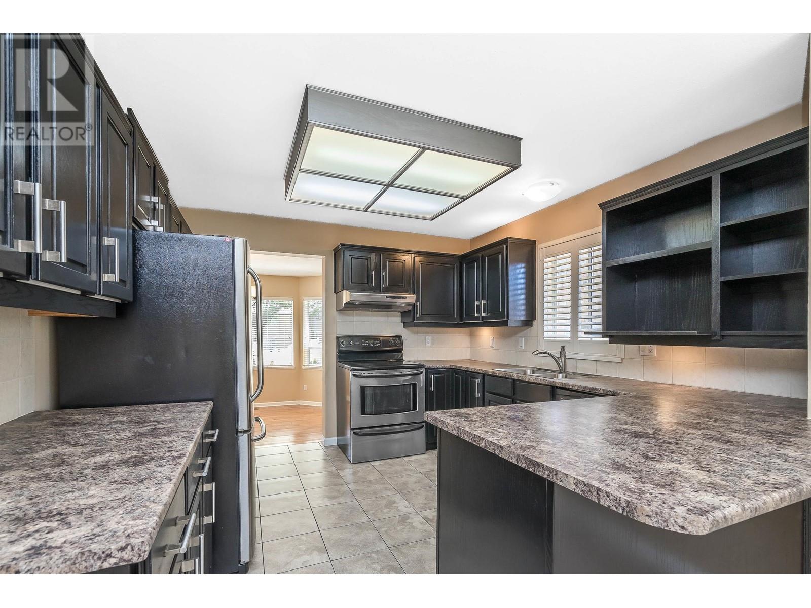 915 Citadel Drive, Port Coquitlam, British Columbia  V3C 5J2 - Photo 4 - R2951985