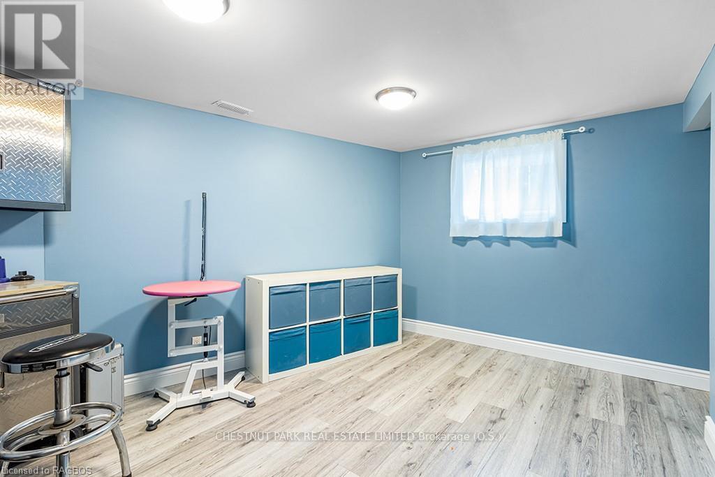 33 Cook Street, Meaford, Ontario  N4L 1V3 - Photo 24 - X11823011