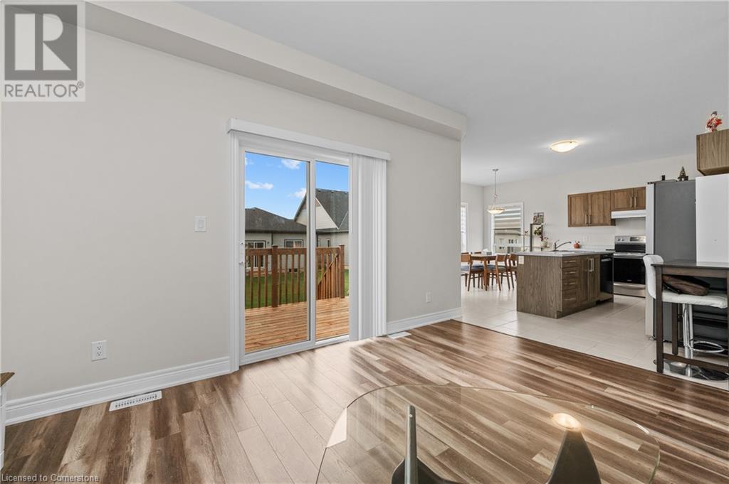 895 Burwell Street, Fort Erie, Ontario  L2A 0E2 - Photo 5 - 40687134