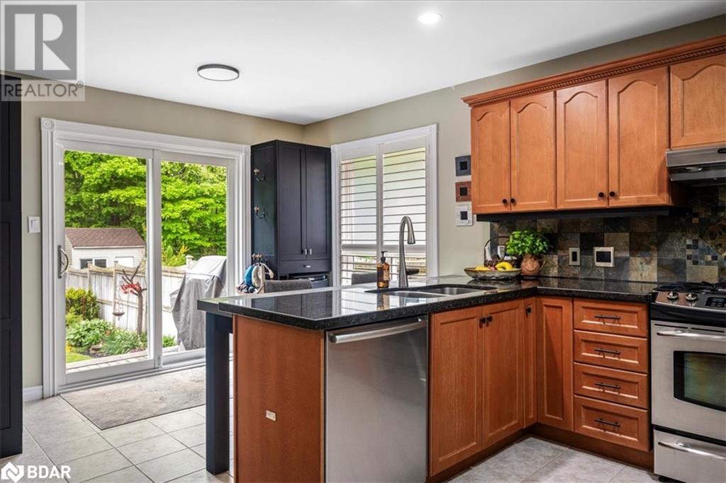 104 Crompton Drive, Barrie, Ontario  L4M 6P1 - Photo 10 - 40687101