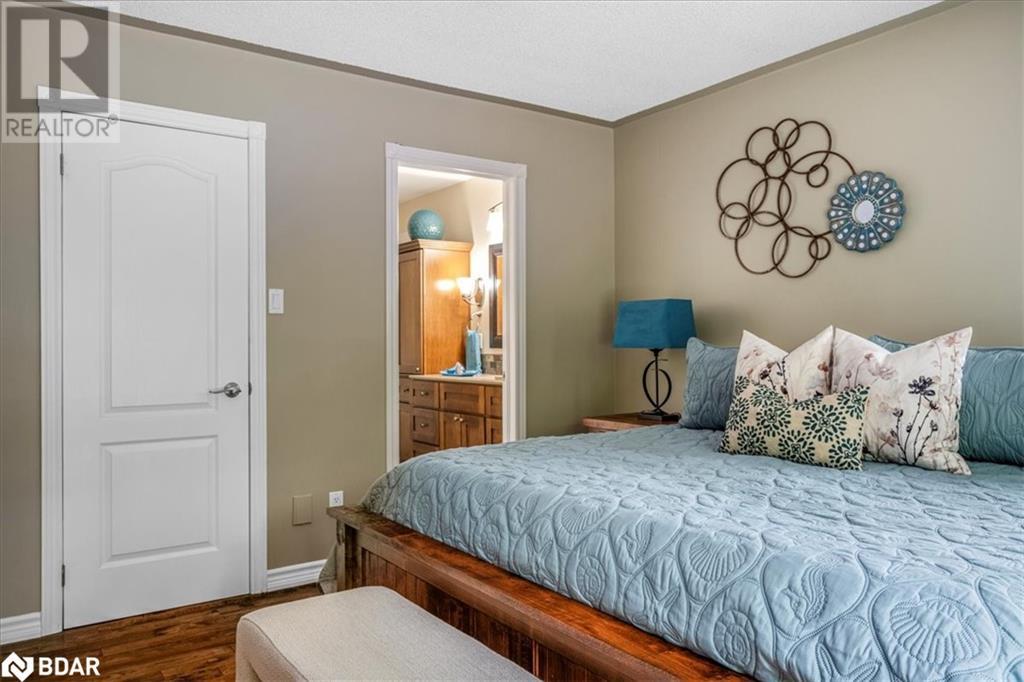 104 Crompton Drive, Barrie, Ontario  L4M 6P1 - Photo 11 - 40687101