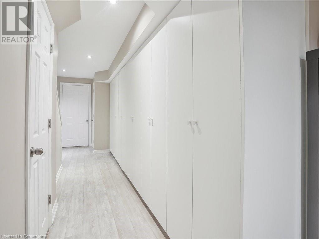 35 Bankfield Crescent, Stoney Creek, Ontario  L8J 0C1 - Photo 30 - 40687058