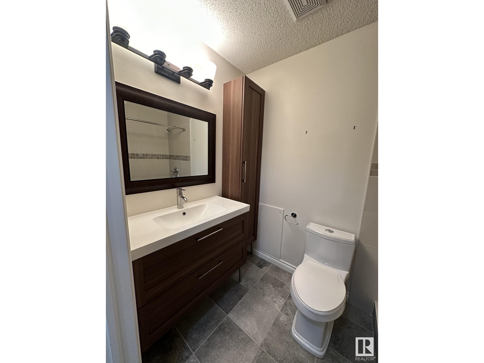 #446 10636 120 St Nw, Edmonton, Alberta  T5H 4L5 - Photo 18 - E4401379