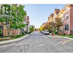 216 - 75 WELDRICK ROAD E, Richmond Hill, Ontario