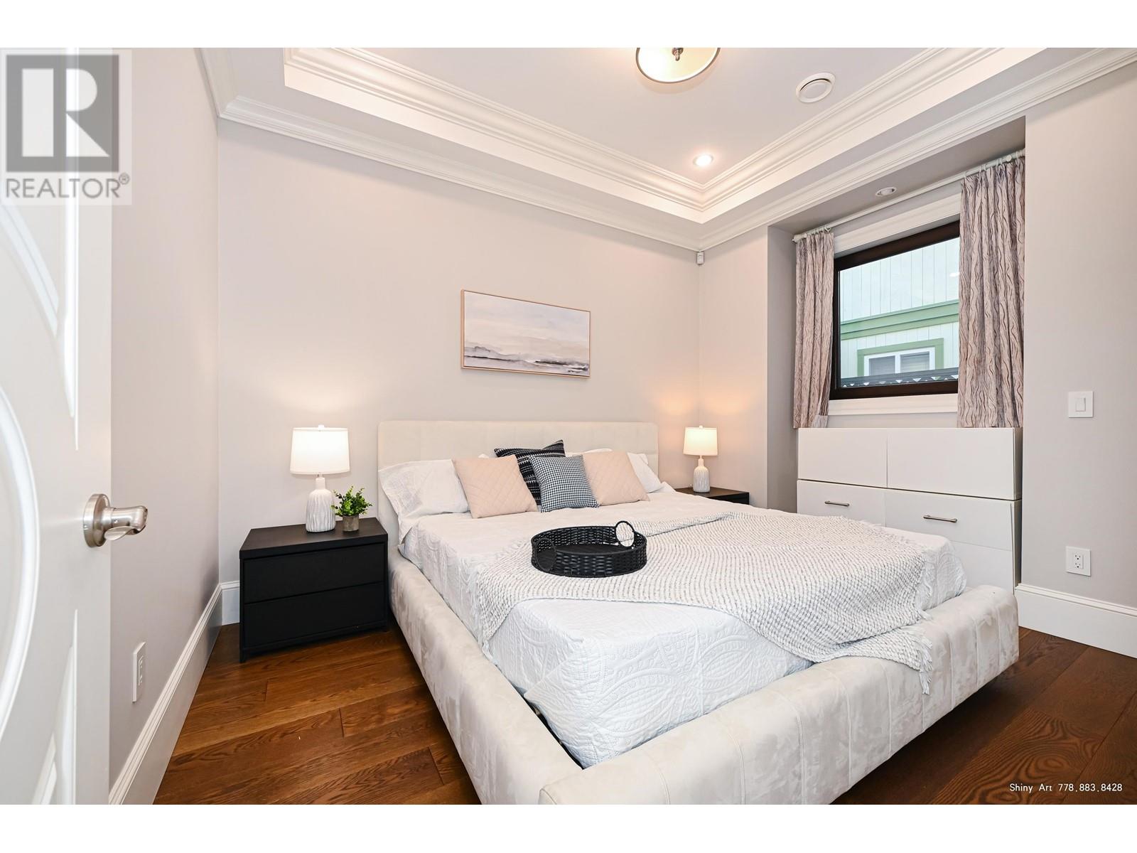 Listing Picture 10 of 37 : 7491 PETTS ROAD, Richmond / 烈治文 - 魯藝地產 Yvonne Lu Group - MLS Medallion Club Member