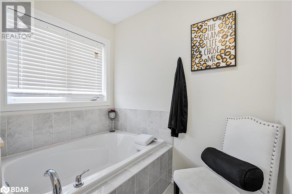 12 Cypress Point, Barrie, Ontario  L4N 6J9 - Photo 24 - 40686929