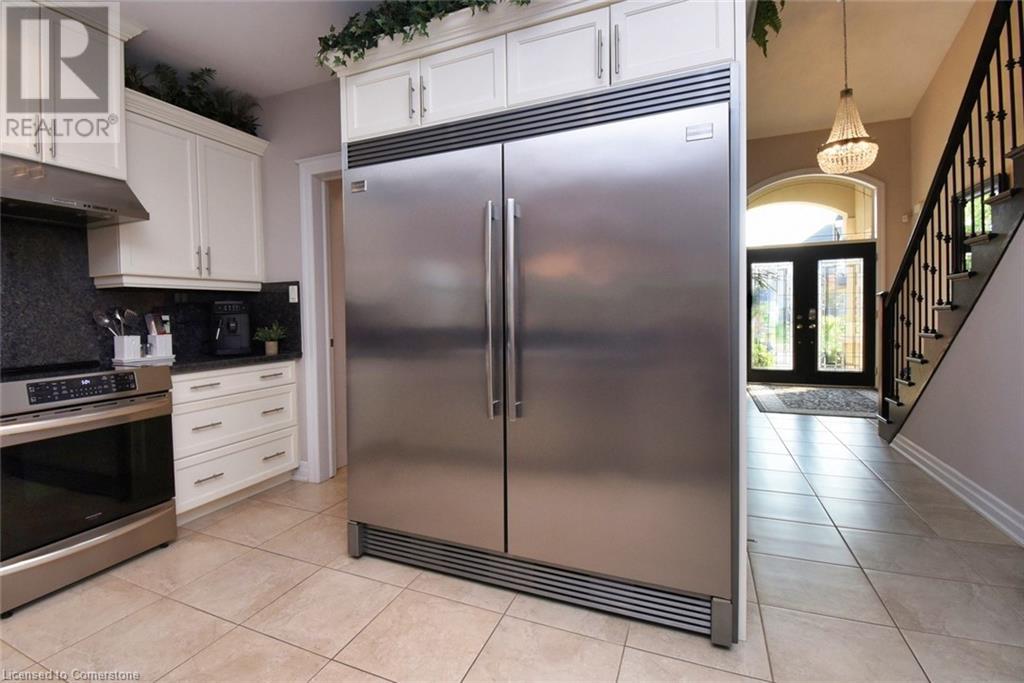 259 Mother's Street, Glanbrook, Ontario  L9B 0E2 - Photo 19 - 40686944