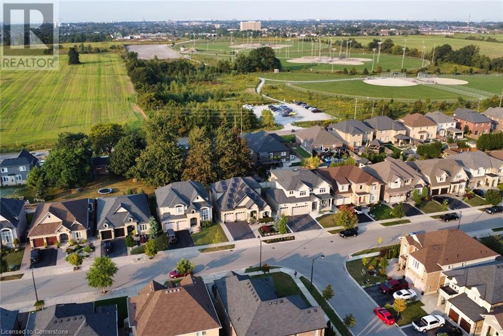 259 Mother's Street, Glanbrook, Ontario  L9B 0E2 - Photo 2 - 40686944