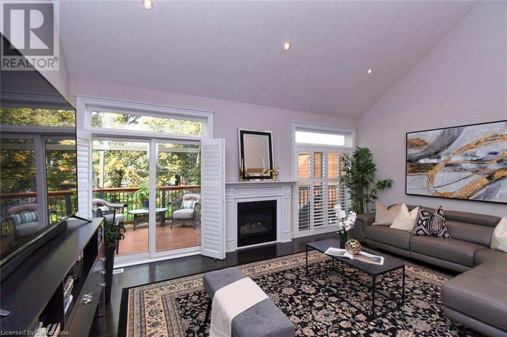 259 Mother's Street, Glanbrook, Ontario  L9B 0E2 - Photo 13 - 40686944