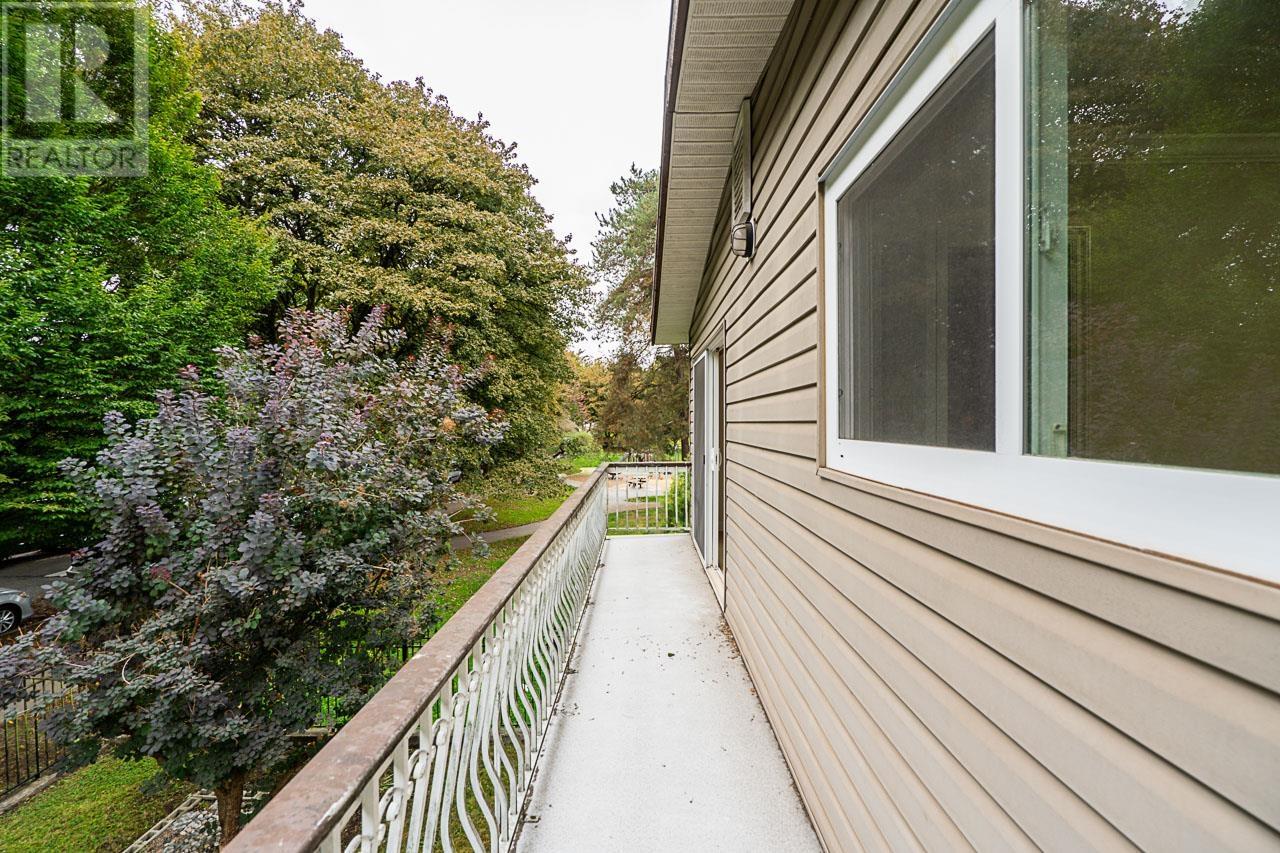 1379-1381 E 11th Avenue, Vancouver, British Columbia  V5N 1Y6 - Photo 9 - R2952074