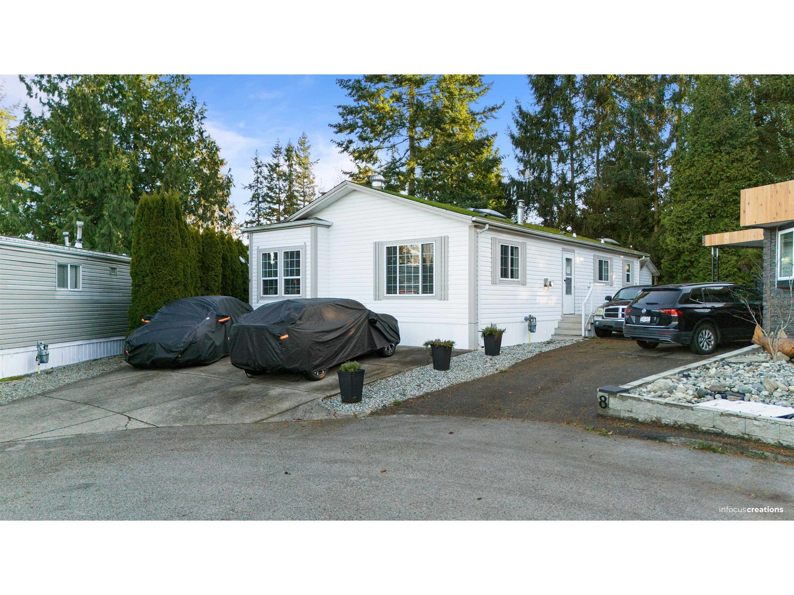 9 1840 160 Street, Surrey, British Columbia  V4A 4X4 - Photo 2 - R2950898