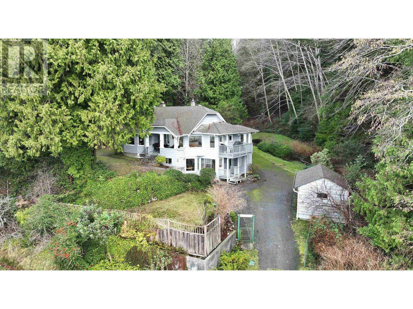 Property at 1730 OCEAN BEACH ESPLANADE image 2