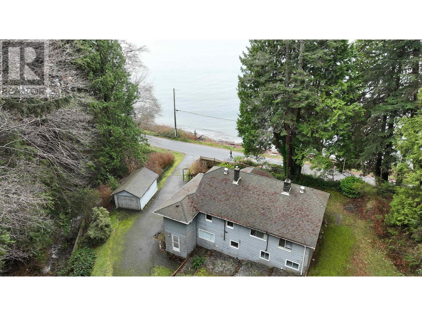 Property at 1730 OCEAN BEACH ESPLANADE image 3