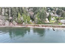 1730 Ocean Beach Esplanade, Gibsons, Ca