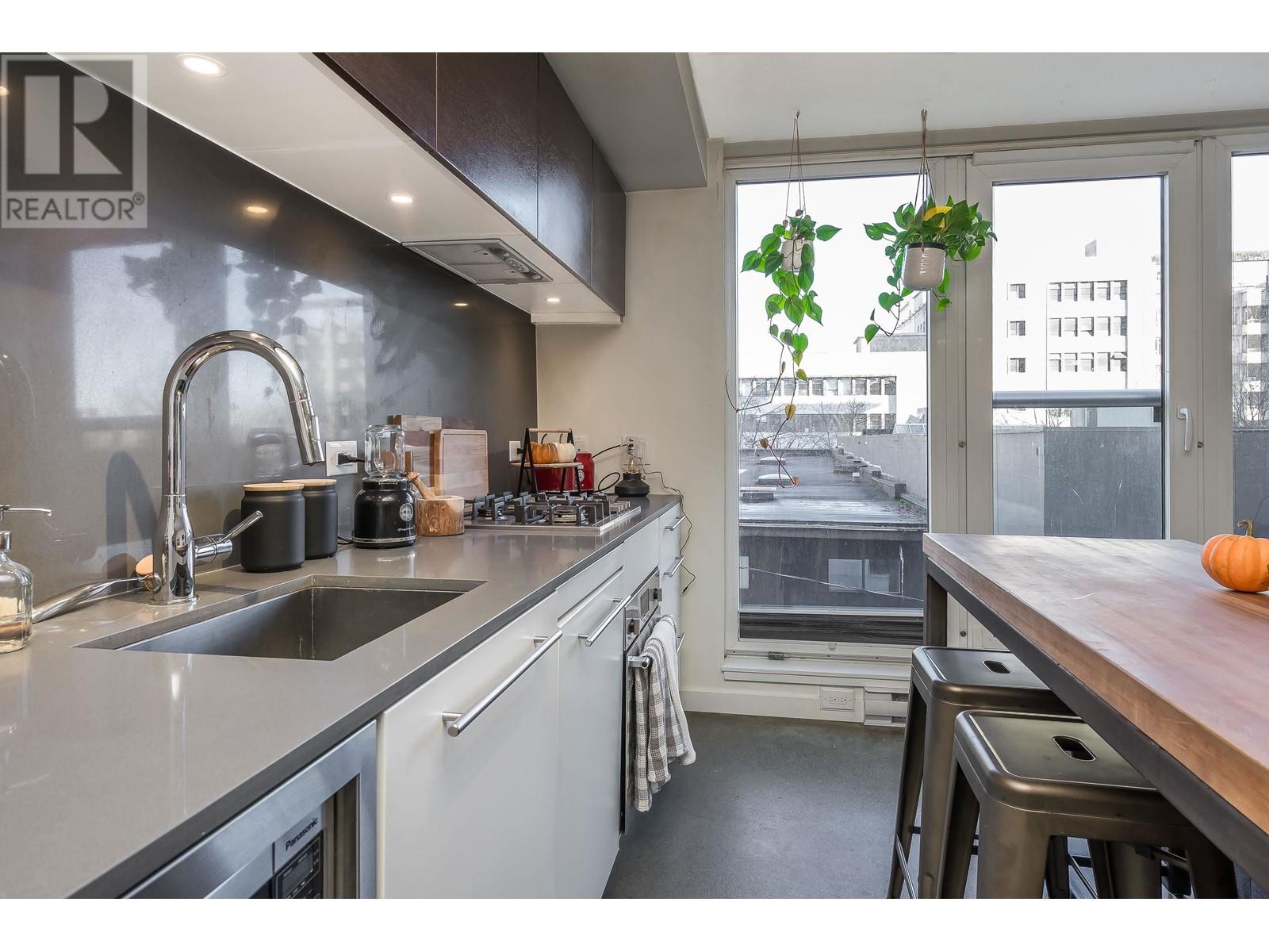 Listing Picture 18 of 27 : 605 150 E CORDOVA STREET, Vancouver / 溫哥華 - 魯藝地產 Yvonne Lu Group - MLS Medallion Club Member