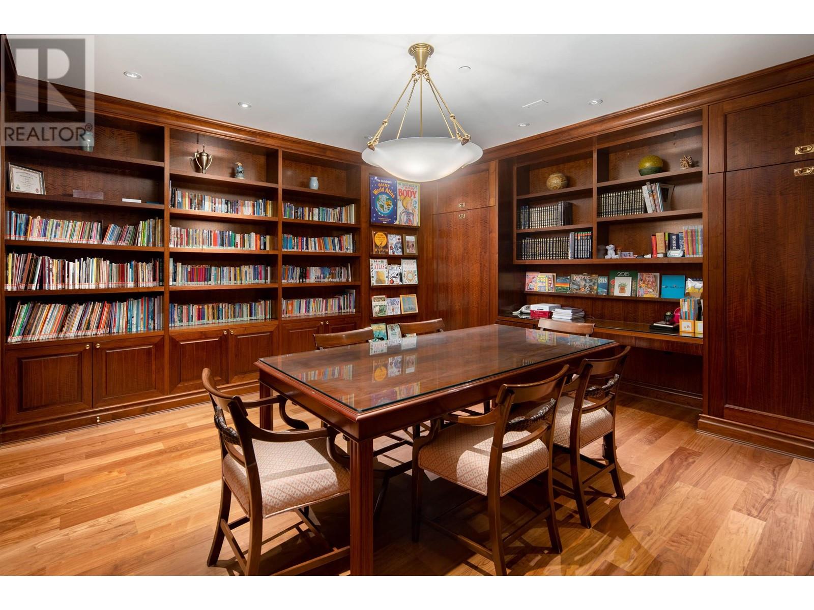 Listing Picture 12 of 31 : 4778 DRUMMOND DRIVE, Vancouver / 溫哥華 - 魯藝地產 Yvonne Lu Group - MLS Medallion Club Member