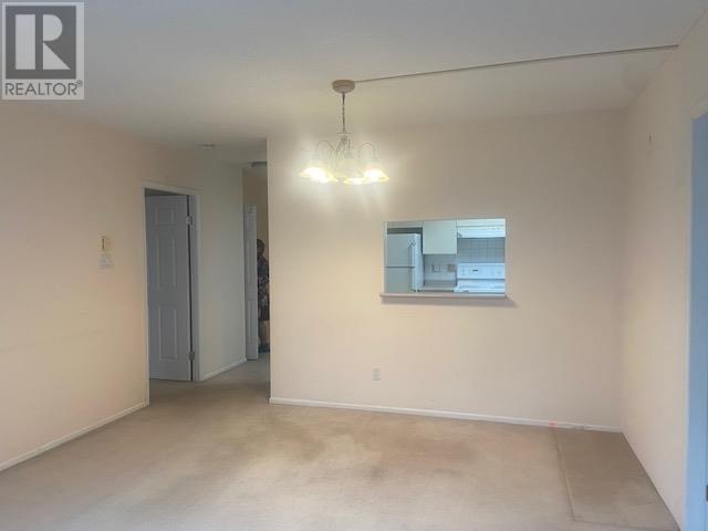 Listing Picture 4 of 17 : 703 8246 LANSDOWNE ROAD, Richmond / 烈治文 - 魯藝地產 Yvonne Lu Group - MLS Medallion Club Member