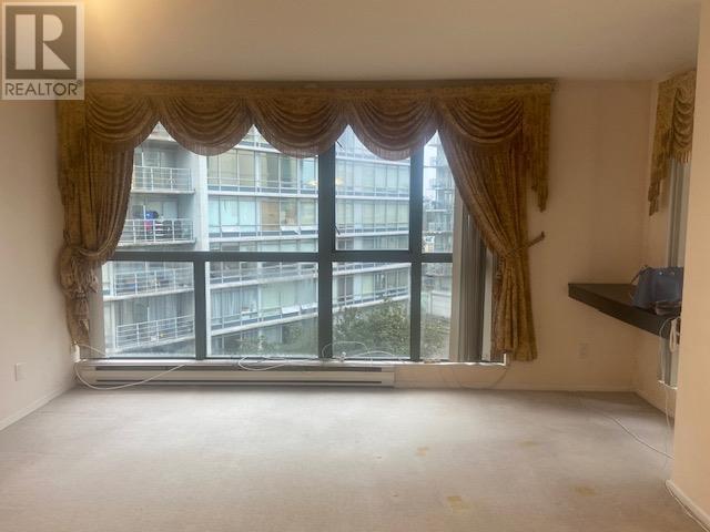 Listing Picture 6 of 17 : 703 8246 LANSDOWNE ROAD, Richmond / 烈治文 - 魯藝地產 Yvonne Lu Group - MLS Medallion Club Member
