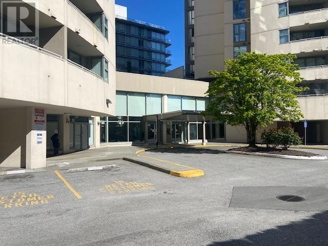 Listing Picture 15 of 17 : 703 8246 LANSDOWNE ROAD, Richmond / 烈治文 - 魯藝地產 Yvonne Lu Group - MLS Medallion Club Member