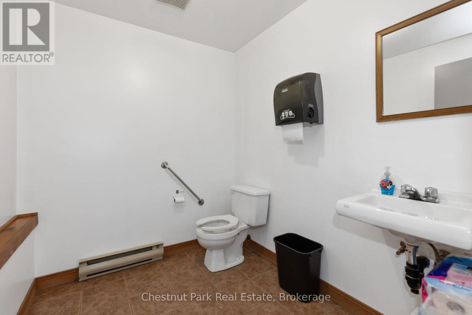 A - 8 Gray Road, Bracebridge (Macaulay), Ontario  P1L 1P8 - Photo 18 - X11905077