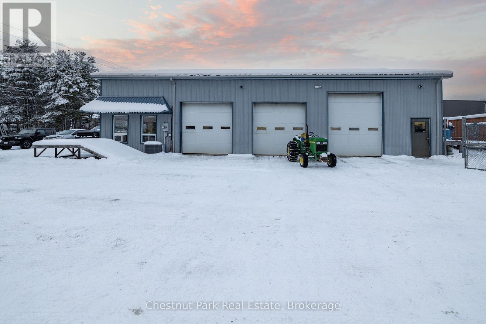 A - 8 Gray Road, Bracebridge (Macaulay), Ontario  P1L 1P8 - Photo 9 - X11905077