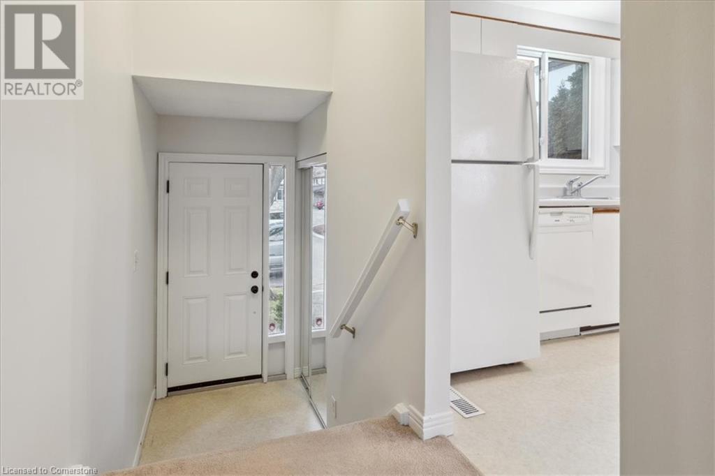 2200 Glenwood School Drive Unit# 49, Burlington, Ontario  L7R 4H4 - Photo 5 - 40685926