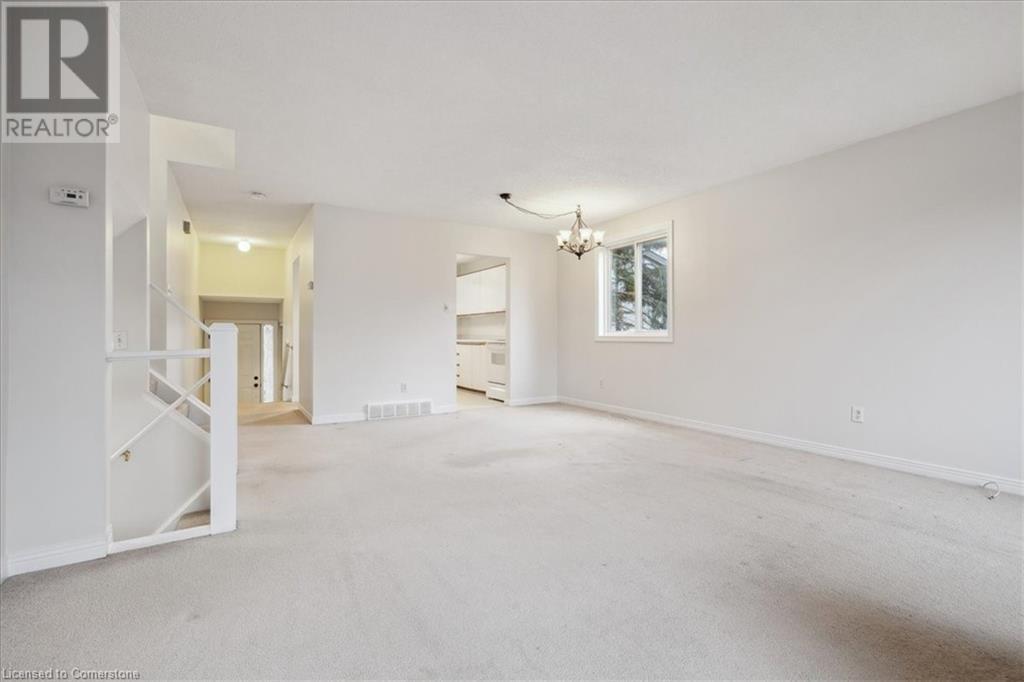 2200 Glenwood School Drive Unit# 49, Burlington, Ontario  L7R 4H4 - Photo 6 - 40685926