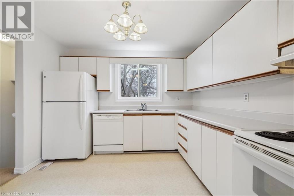 2200 Glenwood School Drive Unit# 49, Burlington, Ontario  L7R 4H4 - Photo 9 - 40685926