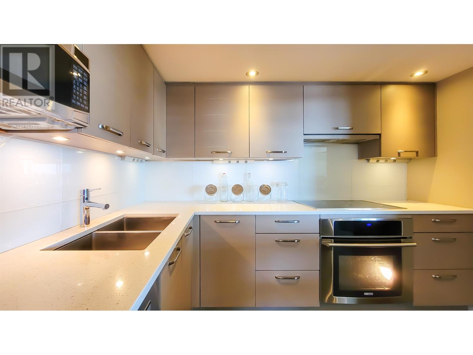 2203 739 Princess Street, New Westminster, British Columbia  V3M 6V6 - Photo 6 - R2952091