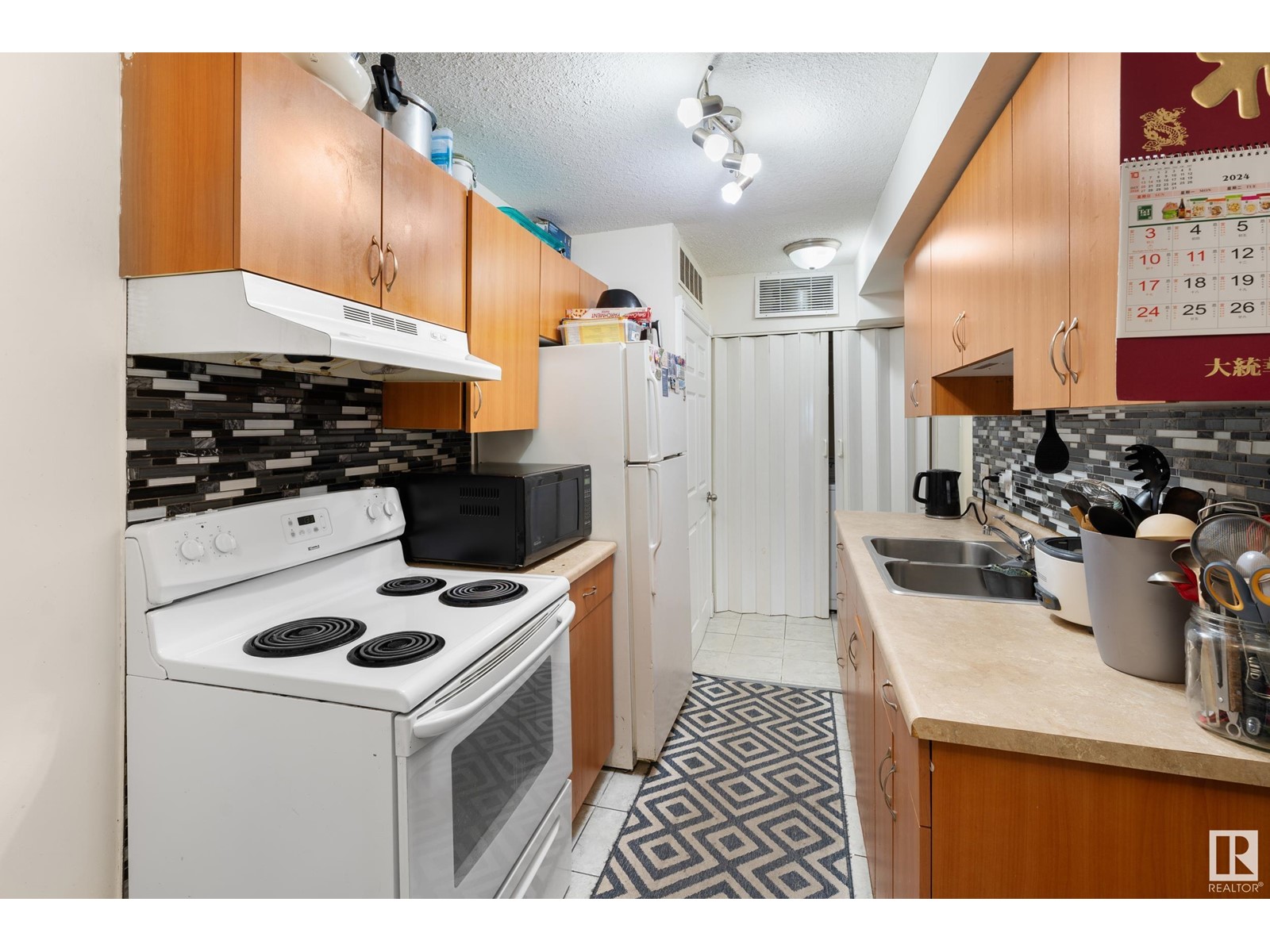 Property at 1498 Lakewood RD NW image 5
