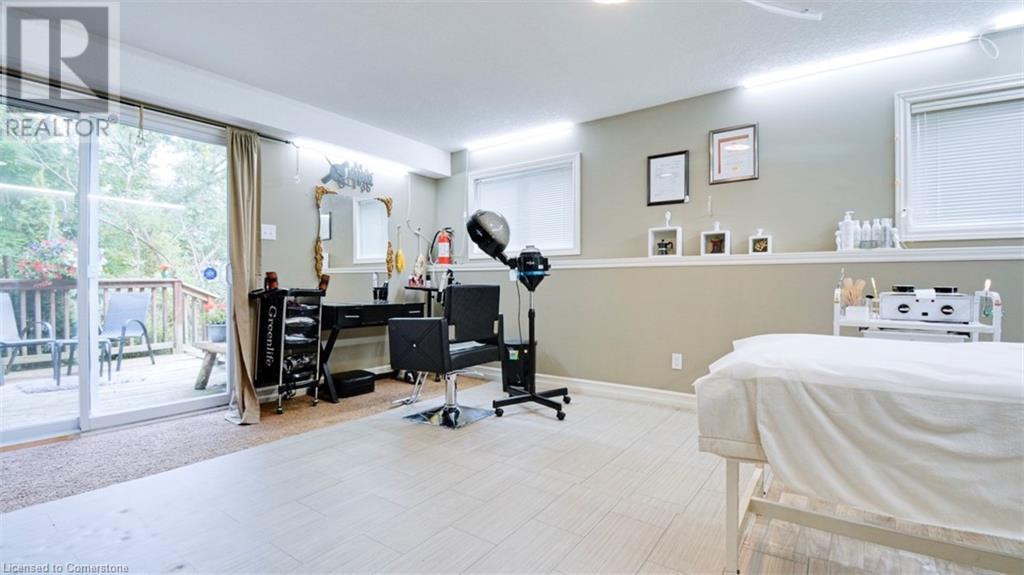 1085 South Wenige Drive, London, Ontario  N5X 4G5 - Photo 29 - 40643292