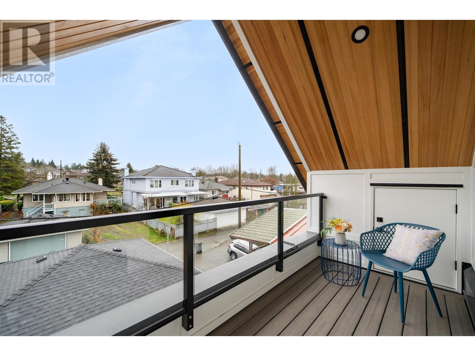 2 2474 E 21ST AVENUE