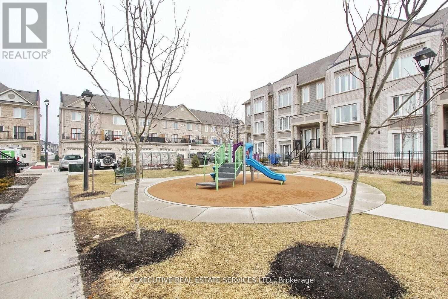 125 - 1 Beckenrose Court, Brampton, Ontario  L6Y 6G2 - Photo 3 - W11905226